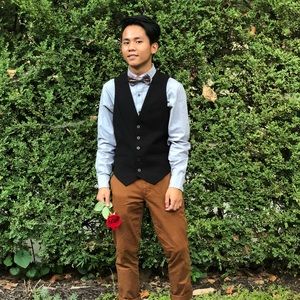 Meet your Posher, Eisley